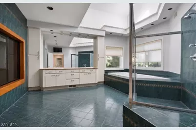 830 W Shore Dr, Kinnelon, NJ 07405 - Photo 29