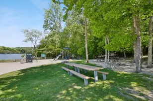 830 W Shore Dr, Kinnelon, NJ 07405 - Photo 45