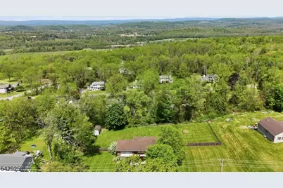 1571 County Rd 565, Vernon, NJ 07461 - Photo 3