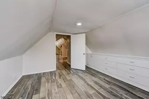 37 E Somerset St, Raritan, NJ 08869 - Photo 17