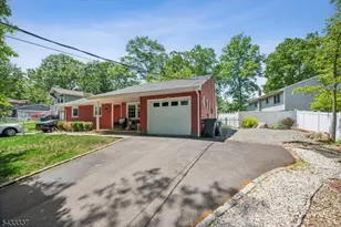 214 Santa Fe Trail, Hopatcong, NJ 07843 - Photo 3