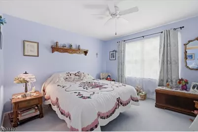 42 Copper Penny Rd, Raritan Township, NJ 08822 - Photo 25