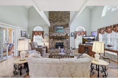 42 Copper Penny Rd, Raritan Township, NJ 08822 - Photo 7