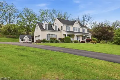 42 Copper Penny Rd, Raritan Township, NJ 08822 - Photo 3