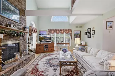 42 Copper Penny Rd, Raritan Township, NJ 08822 - Photo 9
