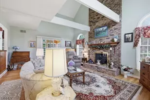 42 Copper Penny Rd, Raritan Township, NJ 08822 - Photo 9