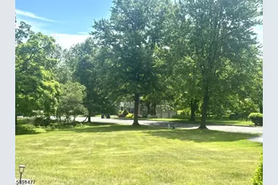 42 Copper Penny Rd, Raritan Township, NJ 08822 - Photo 35