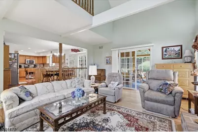 42 Copper Penny Rd, Raritan Township, NJ 08822 - Photo 11