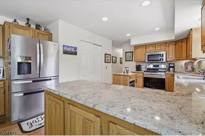 42 Copper Penny Rd, Raritan Township, NJ 08822 - Photo 13