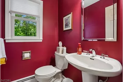189 Old Farmers Rd, Washington Township, NJ 07853 - Photo 23
