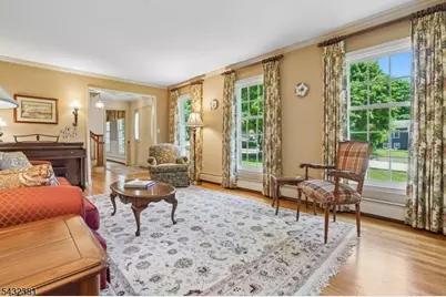 189 Old Farmers Rd, Washington Township, NJ 07853 - Photo 11