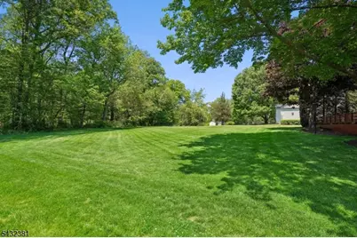189 Old Farmers Rd, Washington Township, NJ 07853 - Photo 41