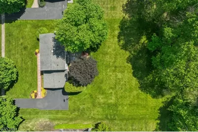 189 Old Farmers Rd, Washington Township, NJ 07853 - Photo 43