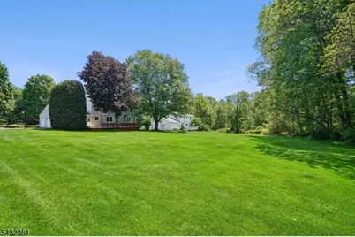 189 Old Farmers Rd, Washington Township, NJ 07853 - Photo 39