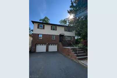 22 Evelyn Ct, Maplewood, NJ 07040 - Photo 1