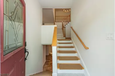 77 Rockwood Rd, Florham Park, NJ 07932 - Photo 3