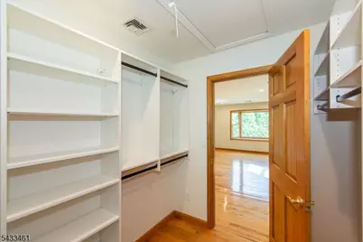 77 Rockwood Rd, Florham Park, NJ 07932 - Photo 33