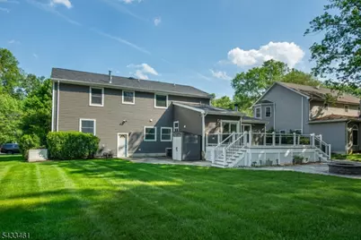 77 Rockwood Rd, Florham Park, NJ 07932 - Photo 47