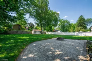 77 Rockwood Rd, Florham Park, NJ 07932 - Photo 43