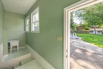 77 Rockwood Rd, Florham Park, NJ 07932 - Photo 41