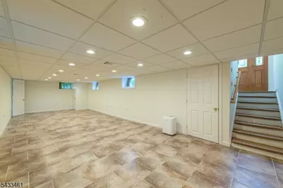 77 Rockwood Rd, Florham Park, NJ 07932 - Photo 39