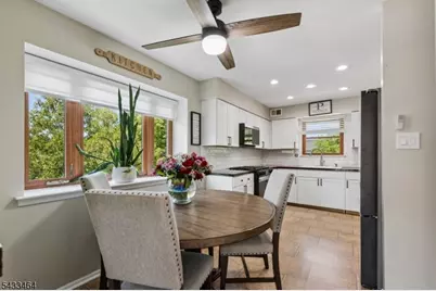 21 Cherry Bend Dr, Howell Township, NJ 07731 - Photo 9