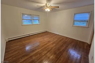 5 Mountain Ave #LEFT, Westwood, NJ 07675 - Photo 3