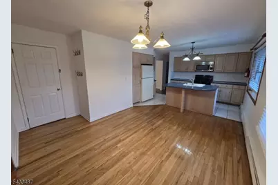 5 Mountain Ave #LEFT, Westwood, NJ 07675 - Photo 11