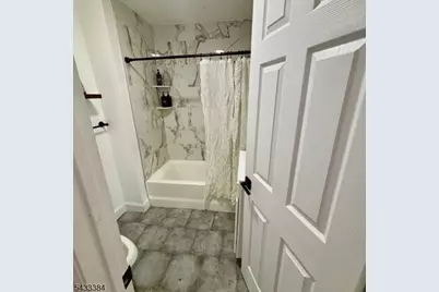 43 Bragaw Ave, Newark, NJ 07112 - Photo 11