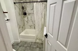 43 Bragaw Ave, Newark, NJ 07112 - Photo 11