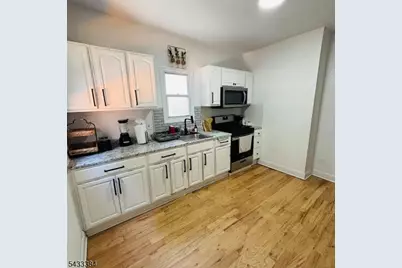 43 Bragaw Ave, Newark, NJ 07112 - Photo 19