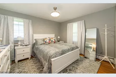 8 Shirley Ter, Kinnelon, NJ 07405 - Photo 5