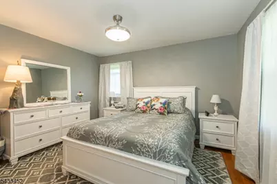 8 Shirley Ter, Kinnelon, NJ 07405 - Photo 7