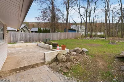 54 Wildwood Rd, Jefferson Township, NJ 07438 - Photo 23