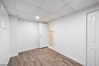 416 Belgrove Dr, Kearny, NJ 07032 - Photo 27