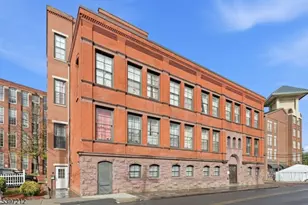 19 Market St, Paterson, NJ 07501 - Photo 3