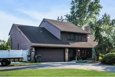 12 Ethan Allen Rd, Freehold Township, NJ 07728 - Photo 3