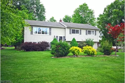 830 E Meadow Dr, Bound Brook, NJ 08805 - Photo 3
