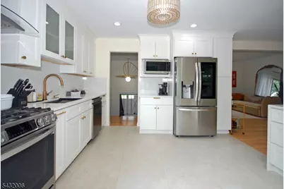 830 E Meadow Dr, Bound Brook, NJ 08805 - Photo 9