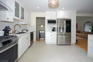 830 E Meadow Dr, Bound Brook, NJ 08805 - Photo 9