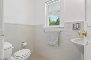 215 Exeter Wy, Hillside, NJ 07205 - Photo 23