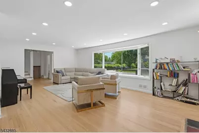 215 Exeter Way, Hillside, NJ 07205 - Photo 15