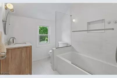 215 Exeter Way, Hillside, NJ 07205 - Photo 21