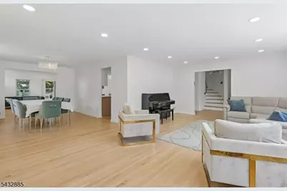 215 Exeter Way, Hillside, NJ 07205 - Photo 17