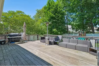 215 Exeter Way, Hillside, NJ 07205 - Photo 31