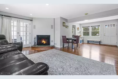 65 Somerset Ter, Bedminster Township, NJ 07921 - Photo 11