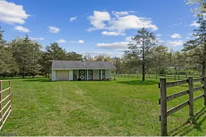 65 Somerset Ter, Bedminster Township, NJ 07921 - Photo 29