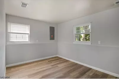 44 Summit Rd, Jefferson Township, NJ 07438 - Photo 13