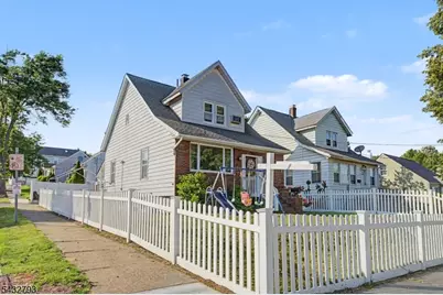 101 Chamberlain Ave, Paterson, NJ 07502 - Photo 9