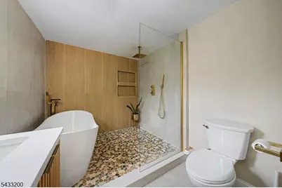 45 Highfield Rd, Bloomfield, NJ 07003 - Photo 29